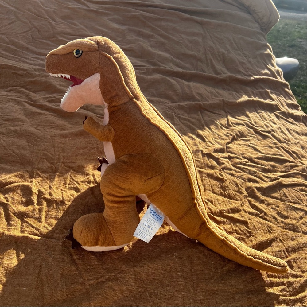 Build-A-Bear Jurassic World Brown Tyrannosaurus Rex Plush Jan. 2022